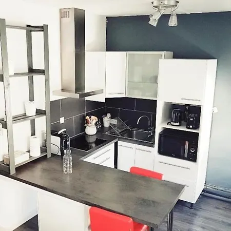 Apartment Charmant Type 2 Proche Gare *